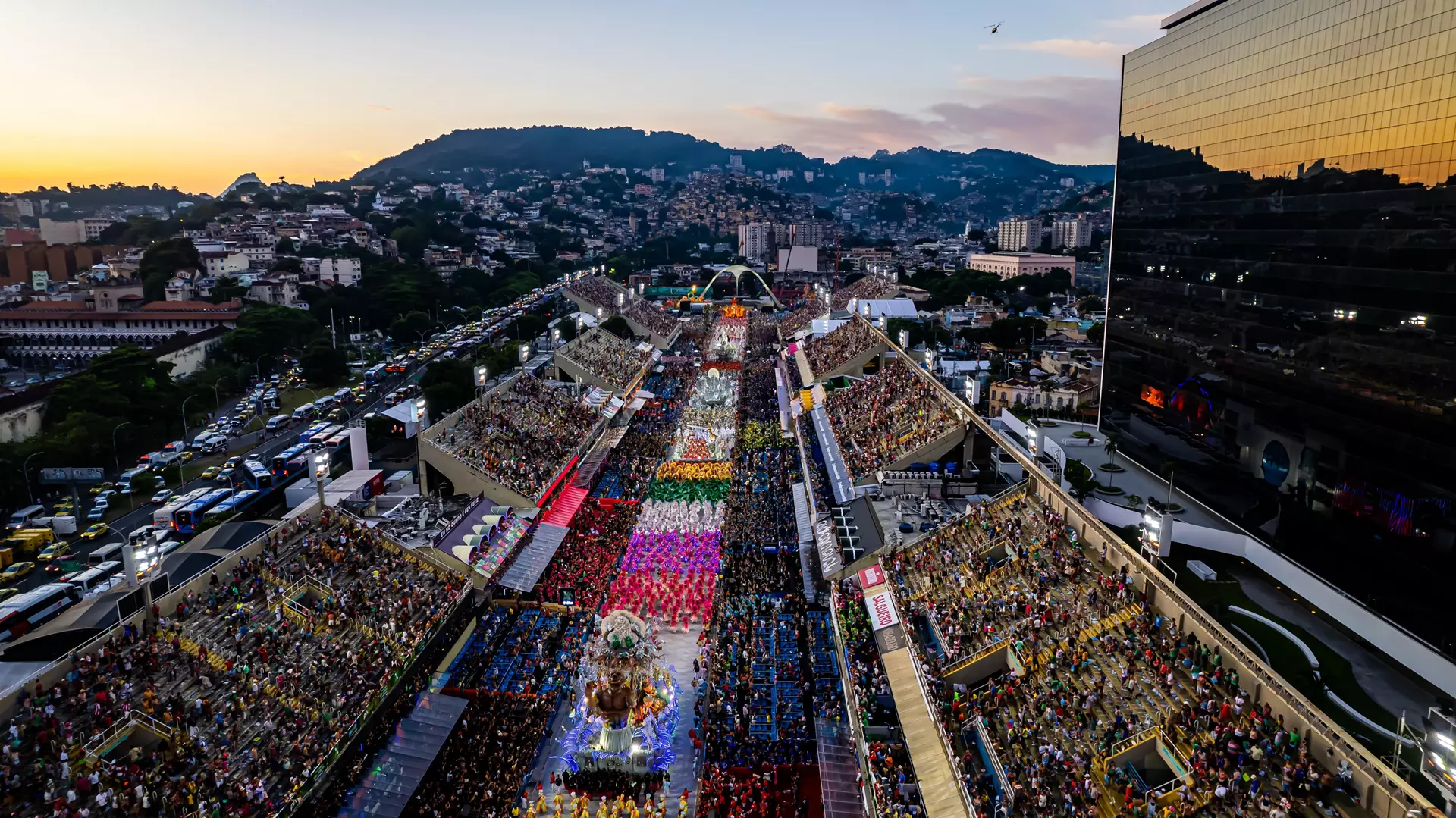 Rio Carnaval terá três dias de desfiles oficiais a partir de 2025